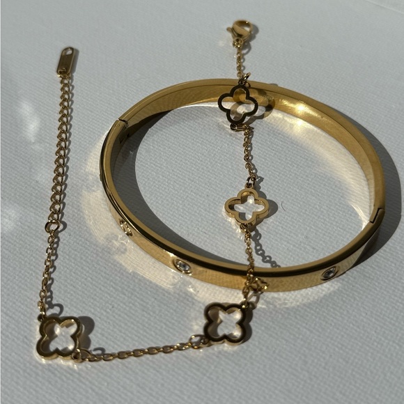 2PCS Gold Clover Stainless Steel Bracelet Set - Picture 15 of 16